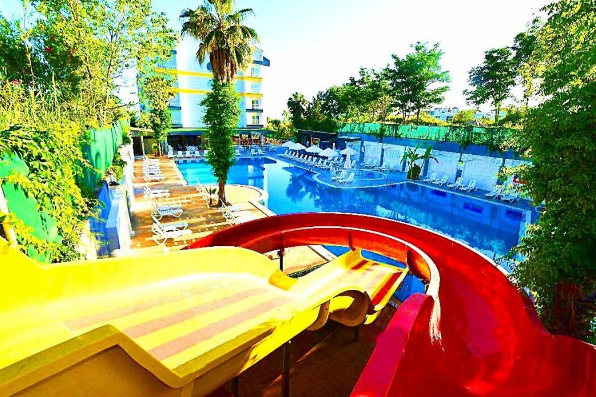 Hotel Orange Paradise Side